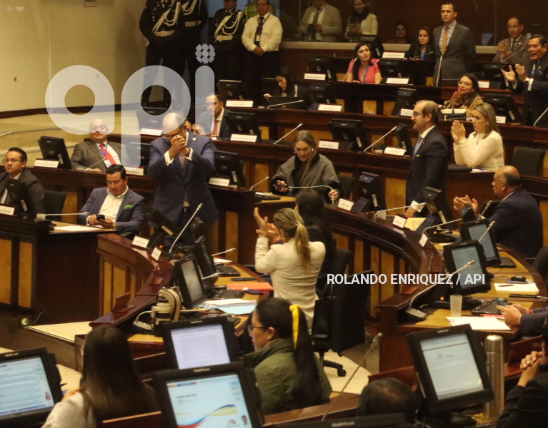 ASAMBLEA-APROBACIÓN-LEY-ACOSO-LABORAL