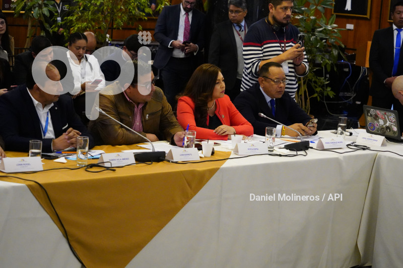 ASAMBLEA FISCALIZACION LUQUE CRISIS ENERGIA