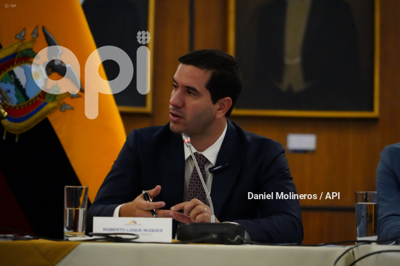 ASAMBLEA FISCALIZACION LUQUE CRISIS ENERGIA