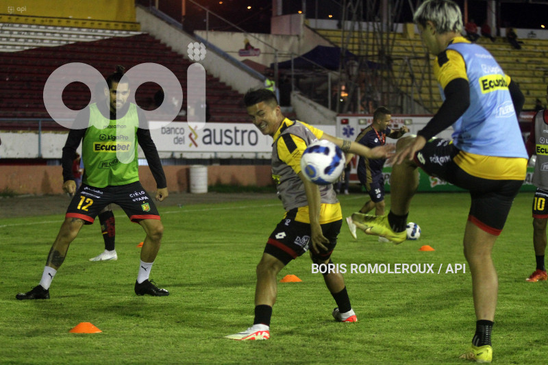 FBL-LIGAPRO-CUENCA-CUMBAYA