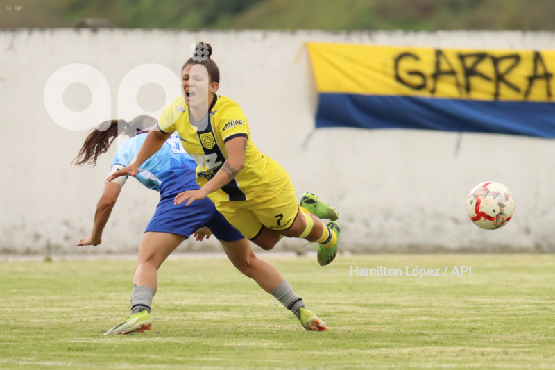 FBL-SUPERLIGA-FEMENINA-ECUABET-LEONES-MACARA