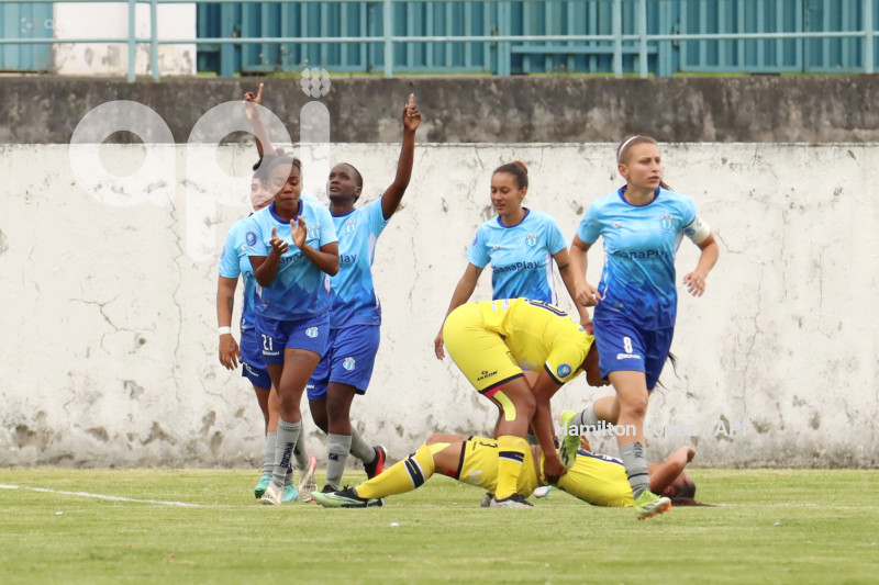FBL-SUPERLIGA-FEMENINA-ECUABET-LEONES-MACARA
