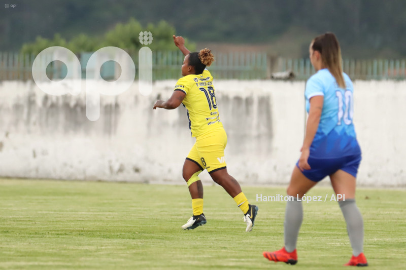 FBL-SUPERLIGA-FEMENINA-ECUABET-LEONES-MACARA