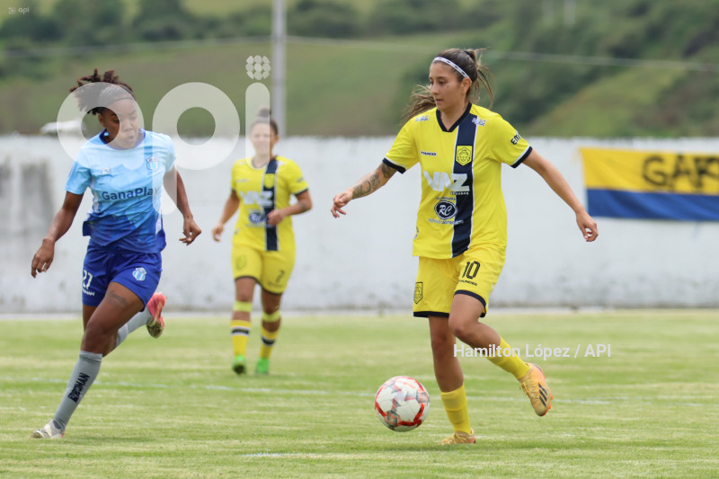 FBL-SUPERLIGA-FEMENINA-ECUABET-LEONES-MACARA