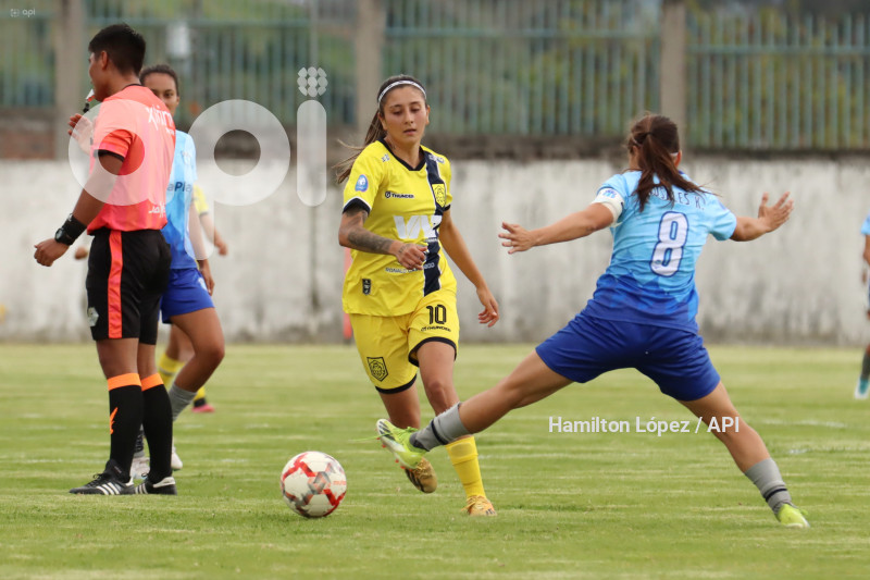 FBL-SUPERLIGA-FEMENINA-ECUABET-LEONES-MACARA