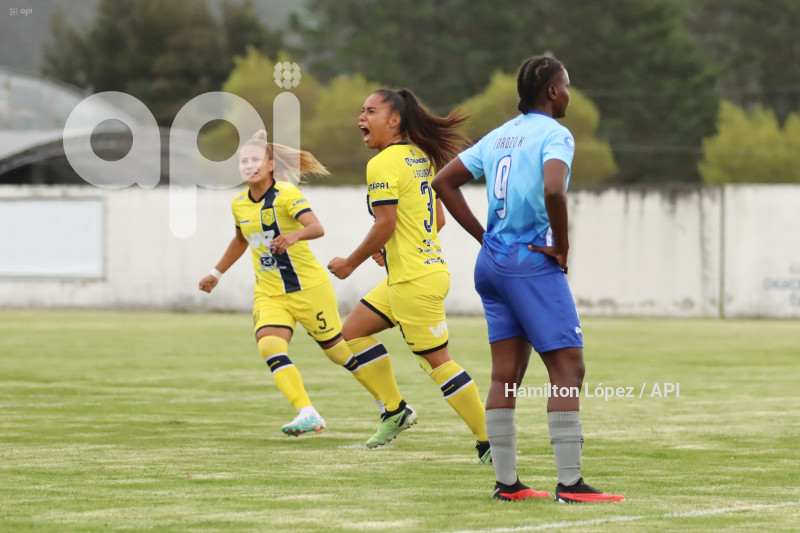 FBL-SUPERLIGA-FEMENINA-ECUABET-LEONES-MACARA
