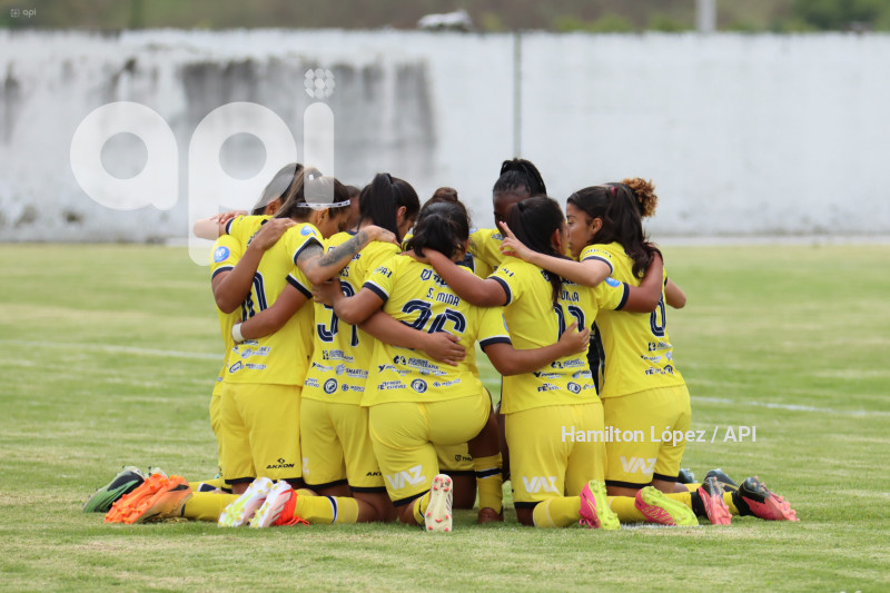 FBL-SUPERLIGA-FEMENINA-ECUABET-LEONES-MACARA