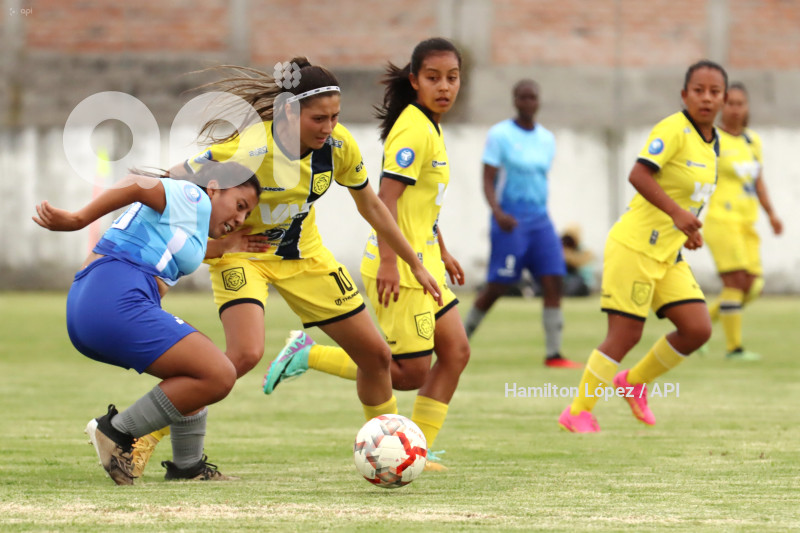 FBL-SUPERLIGA-FEMENINA-ECUABET-LEONES-MACARA