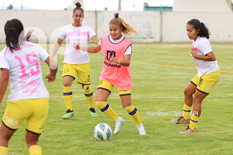 FBL-SUPERLIGA-FEMENINA-ECUABET-LEONES-MACARA