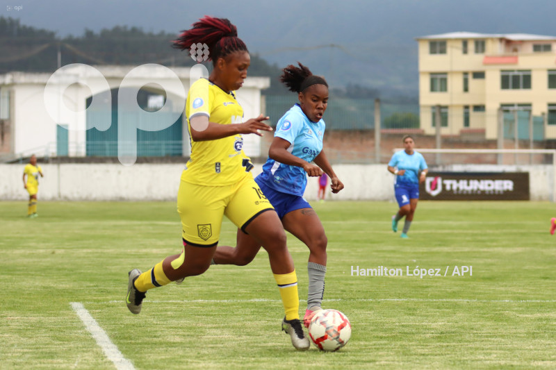 FBL-SUPERLIGA-FEMENINA-ECUABET-LEONES-MACARA