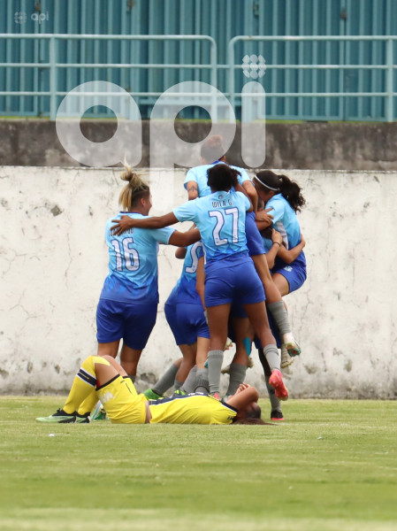 FBL-SUPERLIGA-FEMENINA-ECUABET-LEONES-MACARA