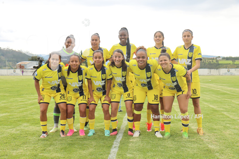 FBL-SUPERLIGA-FEMENINA-ECUABET-LEONES-MACARA