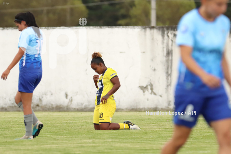 FBL-SUPERLIGA-FEMENINA-ECUABET-LEONES-MACARA