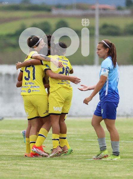 FBL-SUPERLIGA-FEMENINA-ECUABET-LEONES-MACARA