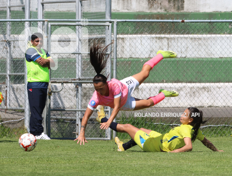 FBL-SUPERLIGA-FEMENINA-ESPUCE-NANAS