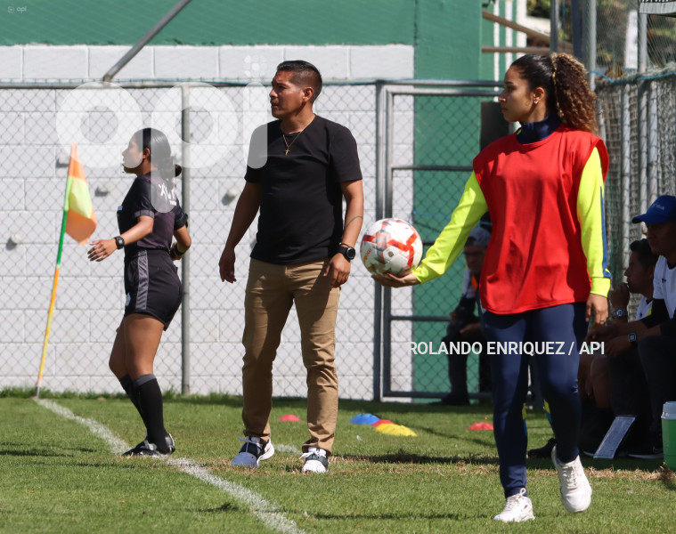 FBL-SUPERLIGA-FEMENINA-ESPUCE-NANAS