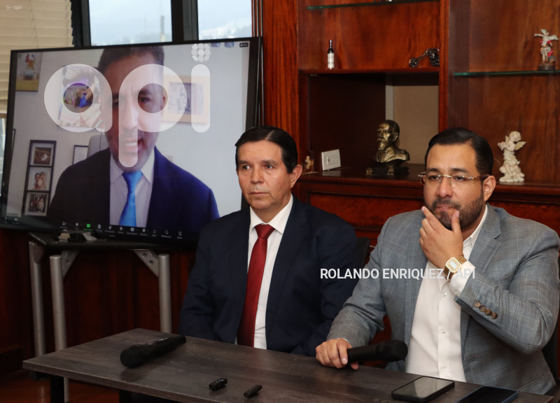DEFENSA-GLAS-AMICUS-CURIAE