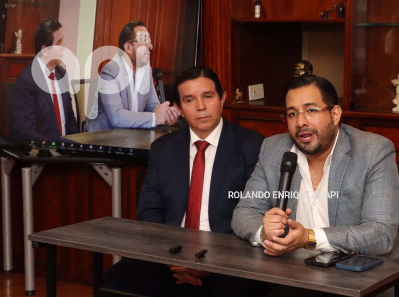 DEFENSA-GLAS-AMICUS-CURIAE