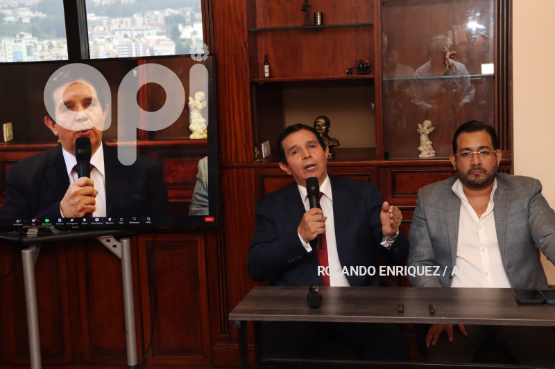 DEFENSA-GLAS-AMICUS-CURIAE
