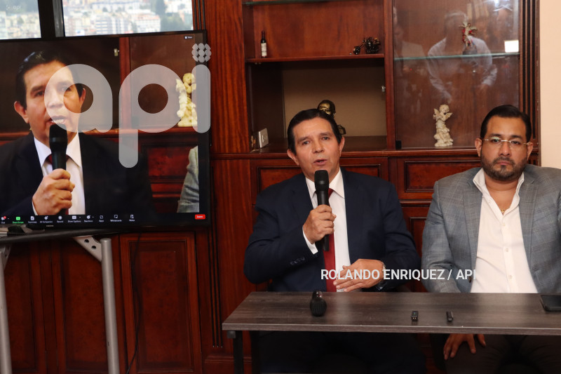 DEFENSA-GLAS-AMICUS-CURIAE