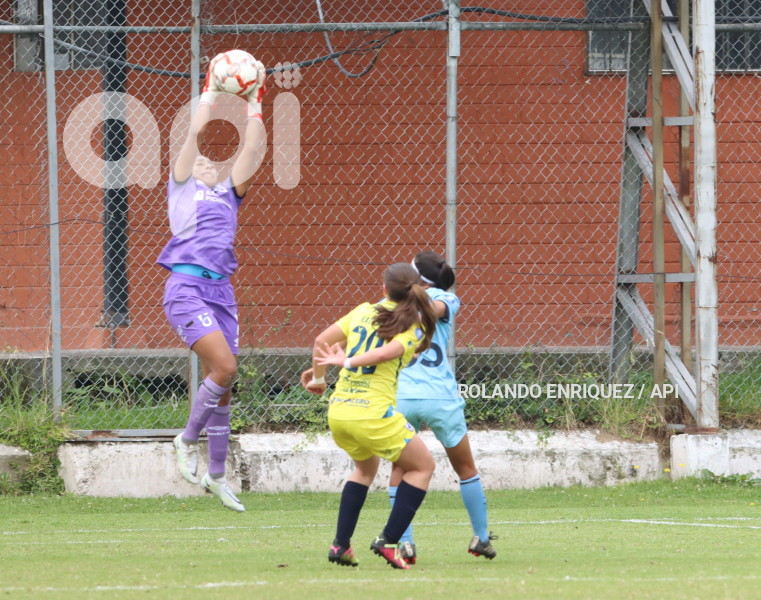 FBL-SUPERLIGA-FEMENINA-CATOLICA-ESPUCE