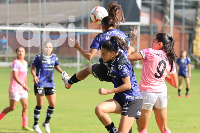 FBL-SUPERLIGA-FEMENINA-ECUABET-ÑAÑAS-DRAGONAS