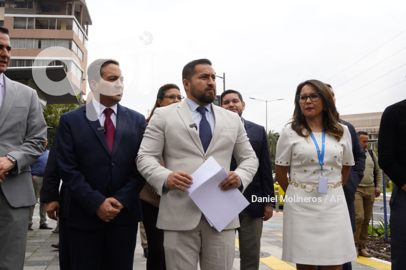 CONSTRUYE NOTICIA CRIMINIS FGE