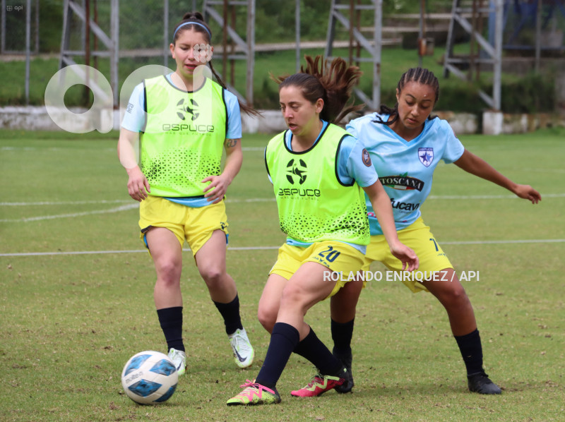 FBL-SUPERLIGA-FEMENINA-CATOLICA-ESPUCE