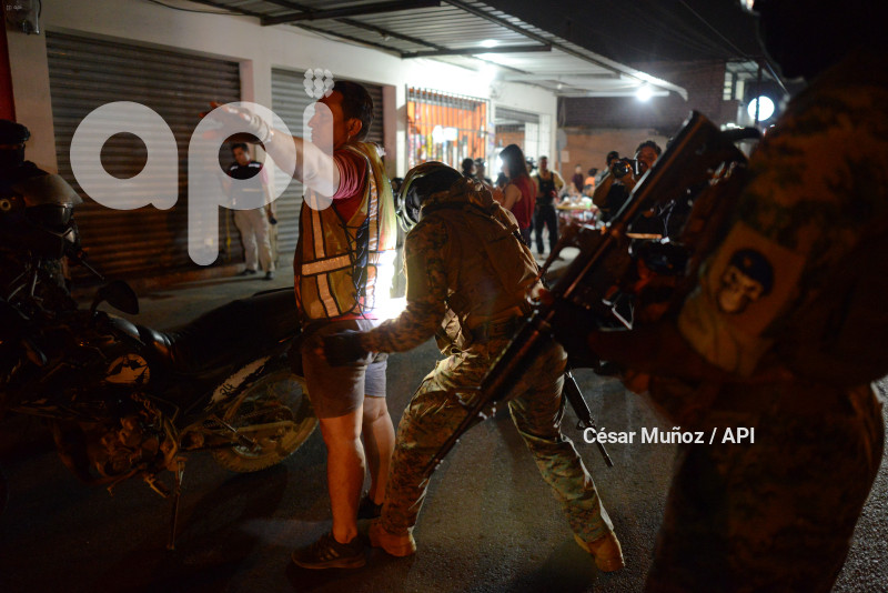 GYE-OPERATIVOS DURAN