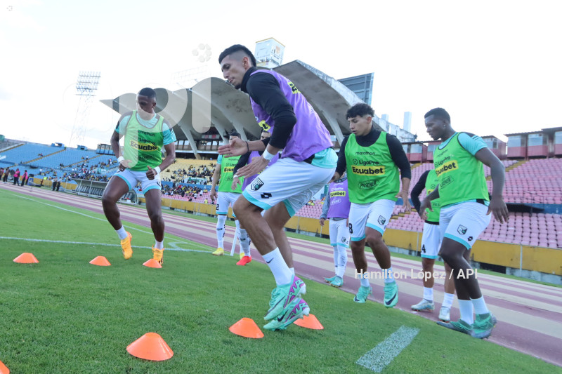 FBL-LIGA-PRO-ECUABET-CUMBAYA-BARCELONA
