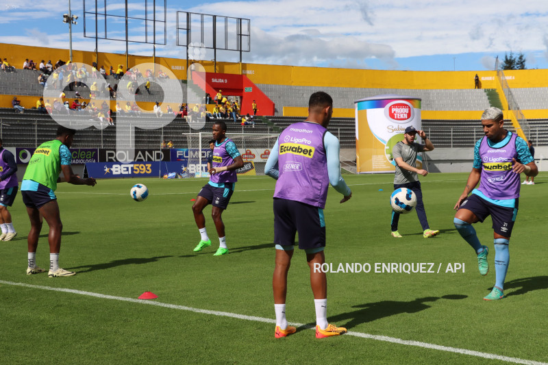 FBL-LIGAPRO-ECUABET-AUCAS-CATOLICA