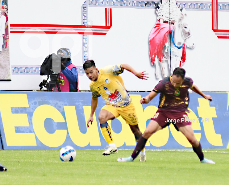 FBL-LIGA PRO ECUABET MUSHUC RUNA DELFIN.