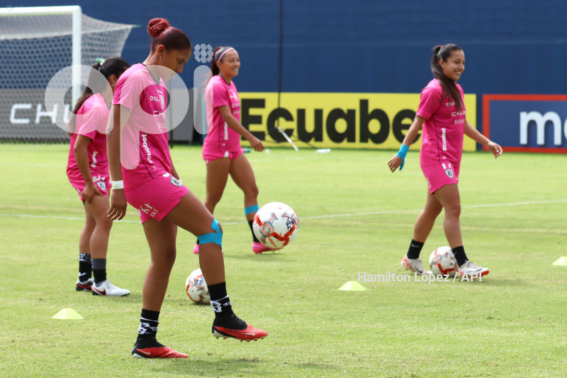 FBL-SUPERLIGA-FEMENINA-ECUABET-DRAGONAS-CATOLICA