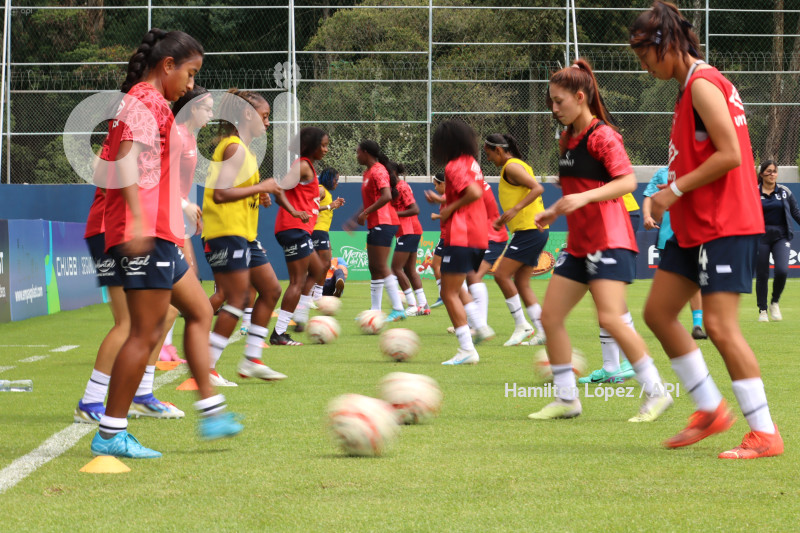 FBL-SUPERLIGA-FEMENINA-ECUABET-DRAGONAS-CATOLICA