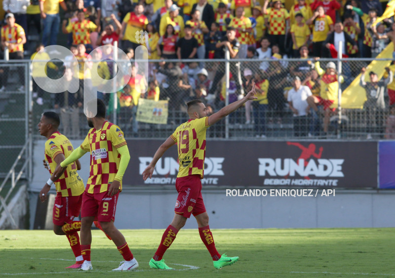 FBL-LIGAPRO-ECUABET-AUCAS-CATOLICA