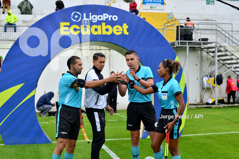 FBL-LIGA PRO ECUABET MUSHUC RUNA DELFIN.
