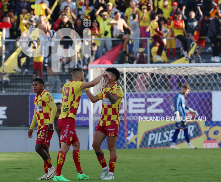 FBL-LIGAPRO-ECUABET-AUCAS-CATOLICA