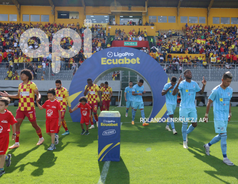FBL-LIGAPRO-ECUABET-AUCAS-CATOLICA
