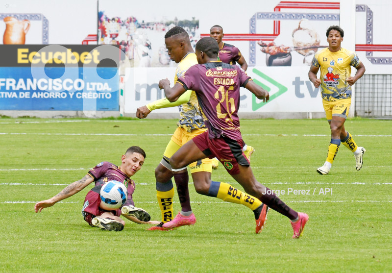 FBL-LIGA PRO ECUABET MUSHUC RUNA DELFIN.