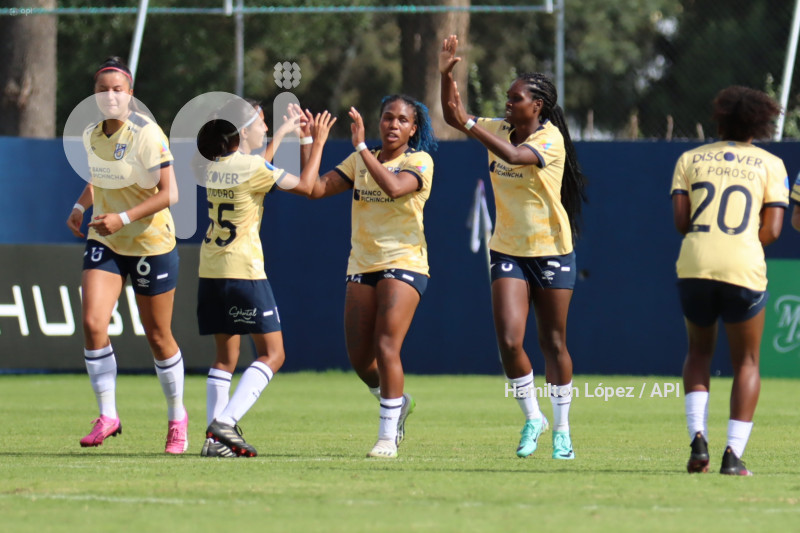 FBL-SUPERLIGA-FEMENINA-ECUABET-DRAGONAS-CATOLICA