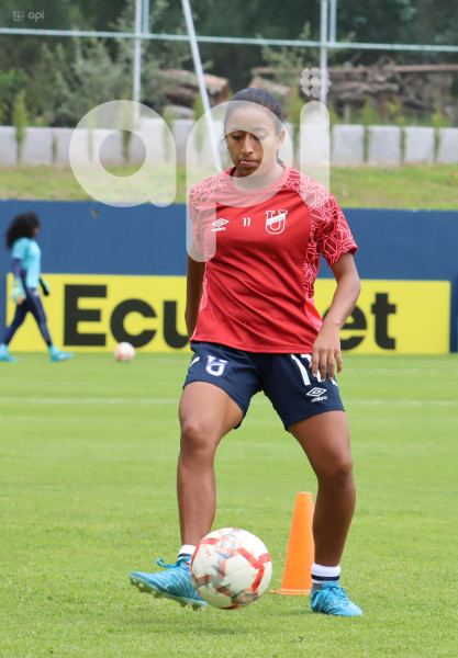 FBL-SUPERLIGA-FEMENINA-ECUABET-DRAGONAS-CATOLICA
