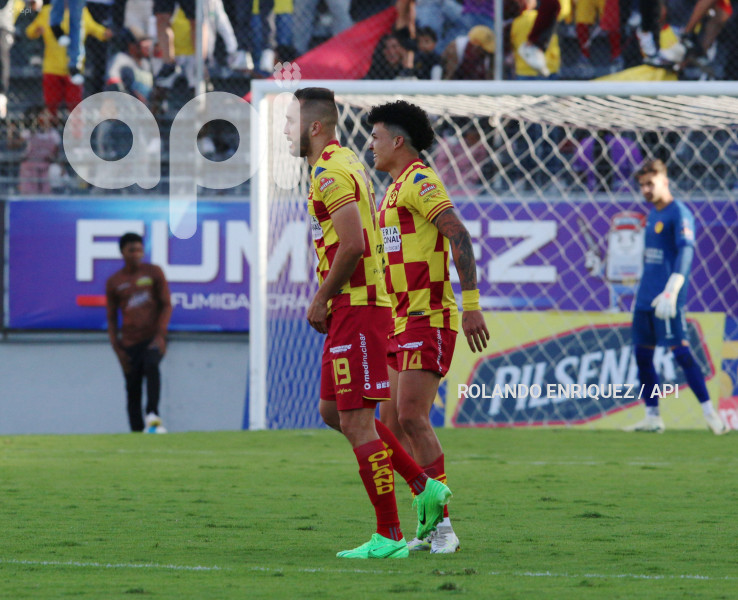 FBL-LIGAPRO-ECUABET-AUCAS-CATOLICA