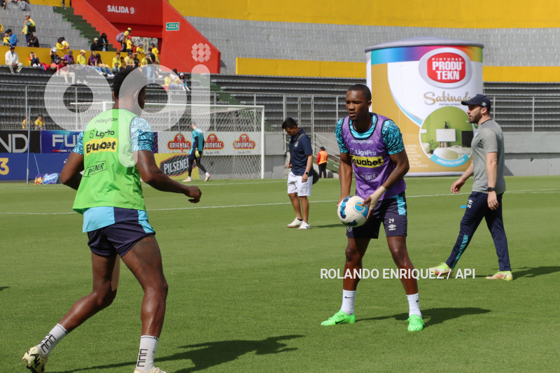 FBL-LIGAPRO-ECUABET-AUCAS-CATOLICA