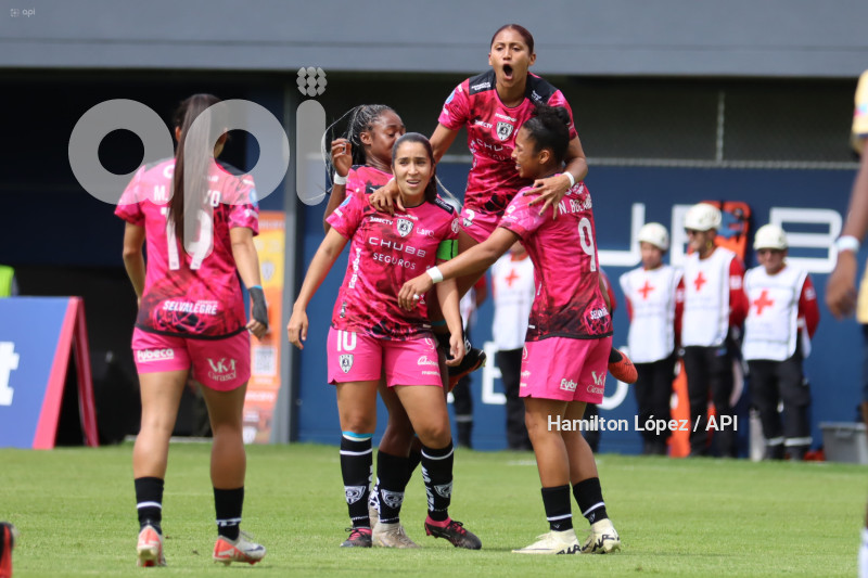 FBL-SUPERLIGA-FEMENINA-ECUABET-DRAGONAS-CATOLICA