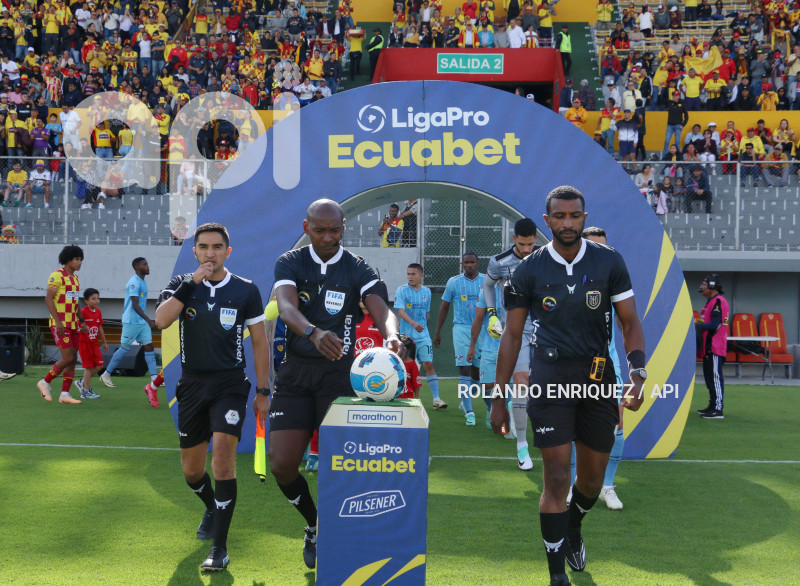 FBL-LIGAPRO-ECUABET-AUCAS-CATOLICA