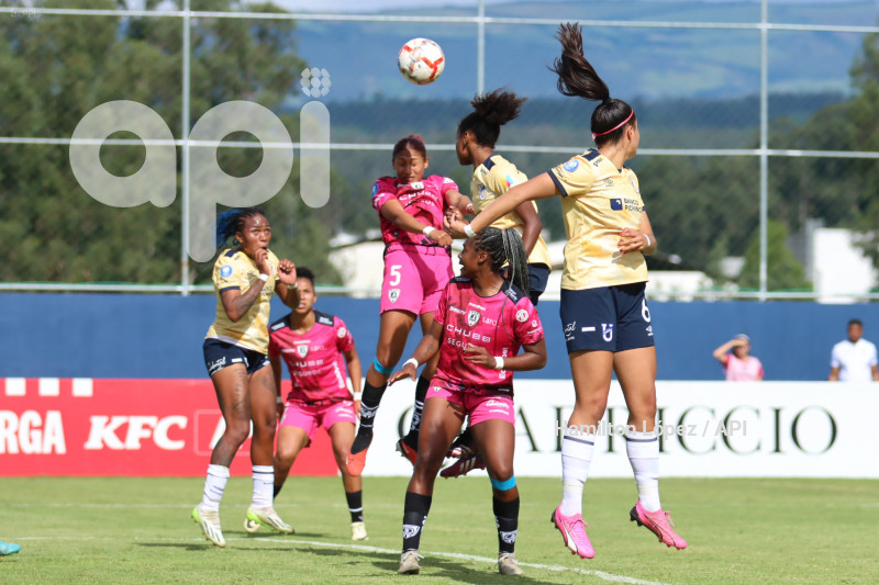 FBL-SUPERLIGA-FEMENINA-ECUABET-DRAGONAS-CATOLICA