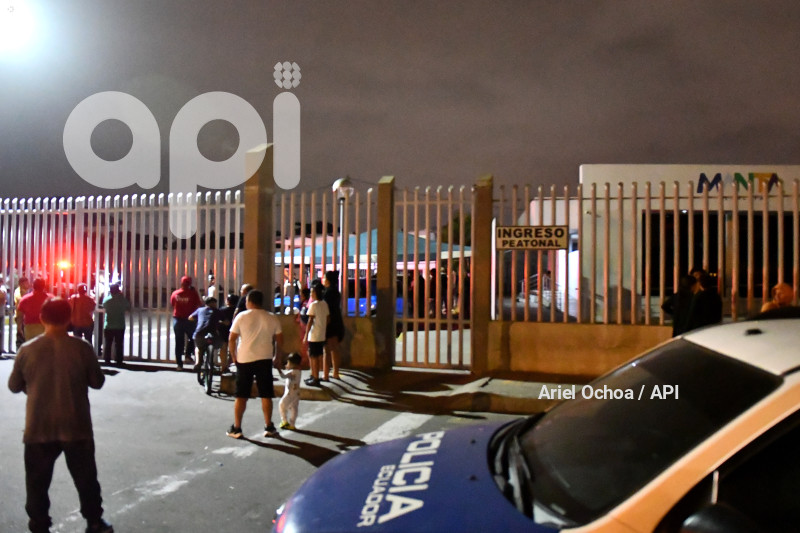 MANTA-ATENTADO-AGENCIA-TRANSITO