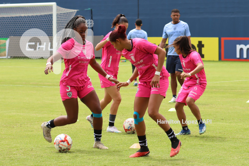 FBL-SUPERLIGA-FEMENINA-ECUABET-DRAGONAS-CATOLICA