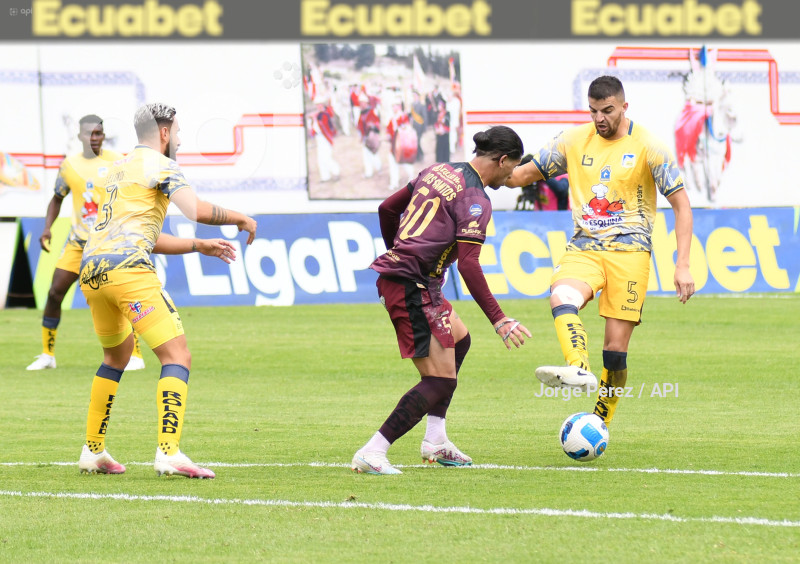 FBL-LIGA PRO ECUABET MUSHUC RUNA DELFIN.