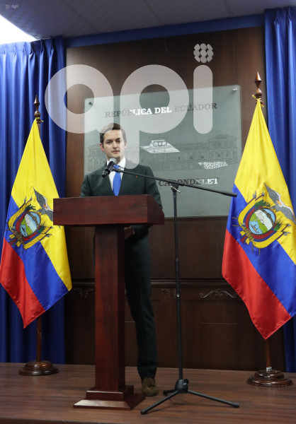 RUEDA-PRENSA-ESTEBAN-TORRES